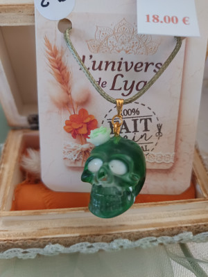 Mystic Green Skull